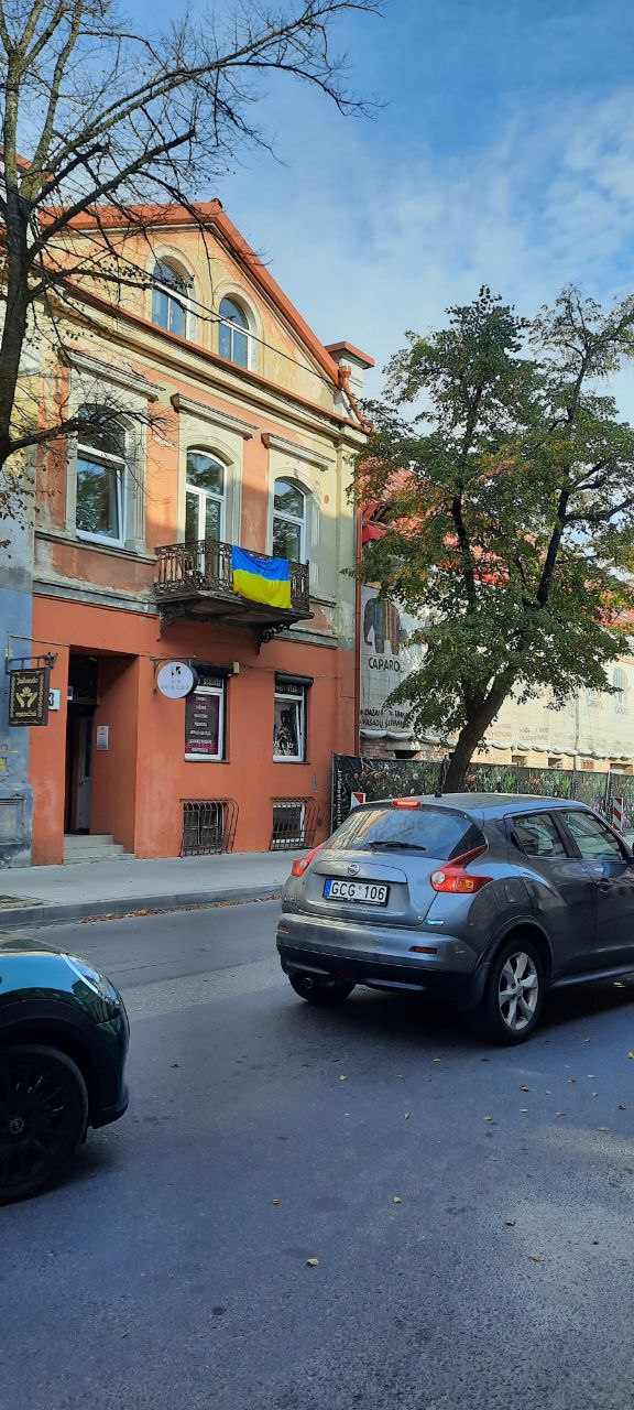 Такої кількості українських прапорів, як у Вільнюсі, навіть удома не побачиш – подорож з Херсона до Литви